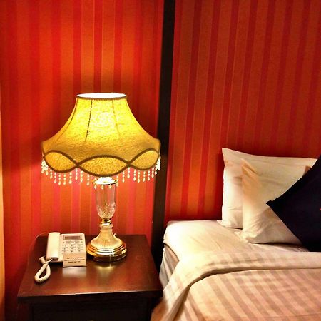 Na Thapae Hotel チエンマイ エクステリア 写真
