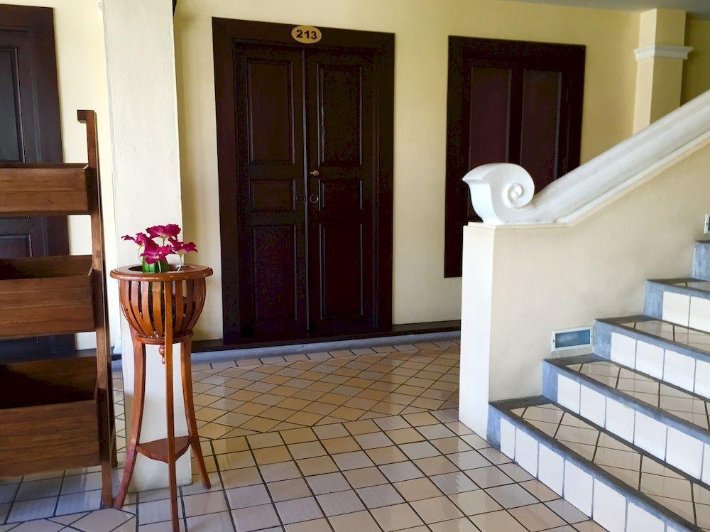 Na Thapae Hotel チエンマイ エクステリア 写真