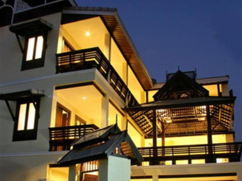 Na Thapae Hotel チエンマイ エクステリア 写真