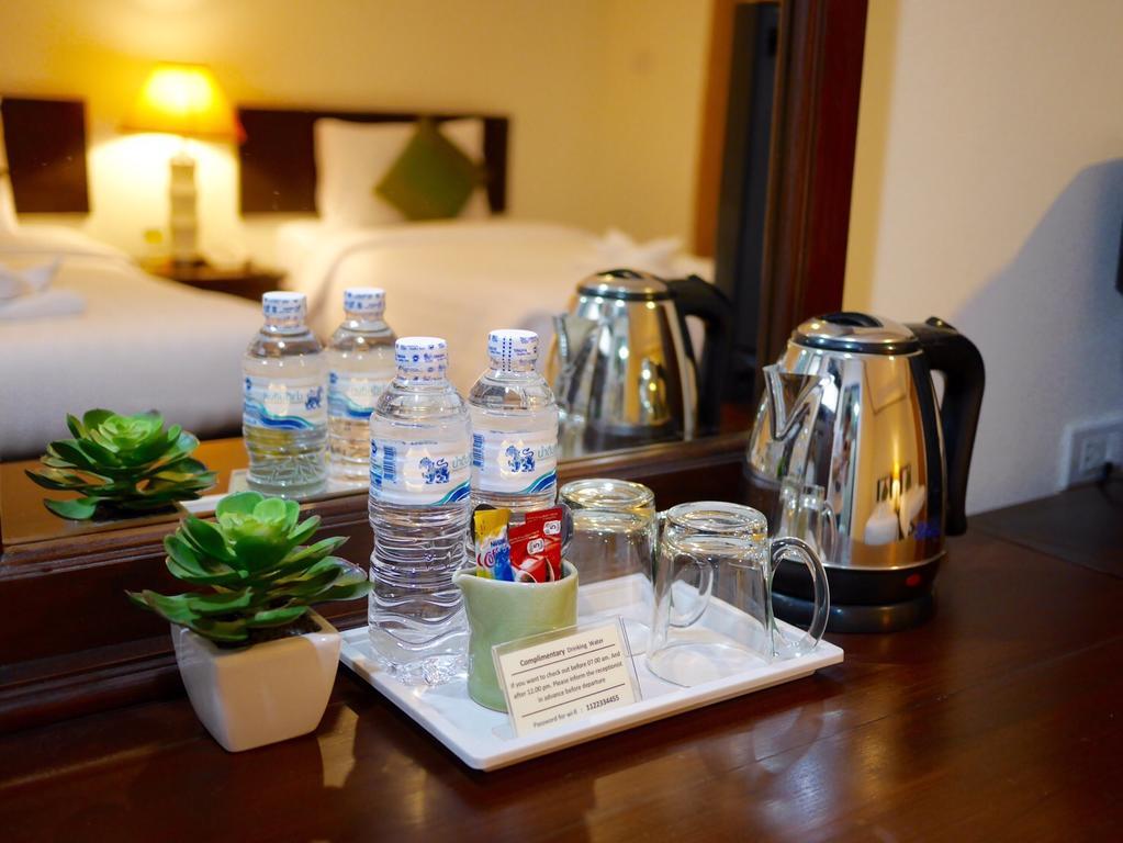 Na Thapae Hotel チエンマイ エクステリア 写真